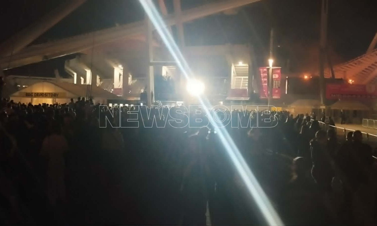Metallica: 80.000 κόσμος μέσα στο ΟΑΚΑ και… 10.000 έξω – Διασκέδασαν και όσοι δεν μπήκαν (εικόνες)