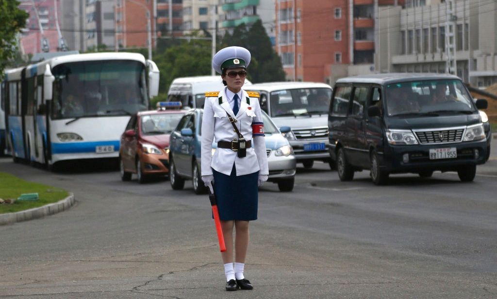 Ούτε η Βόρεια Κορέα δεν γλιτώνει από το κυκλοφοριακό – Απίστευτες εικόνες στους δρόμους