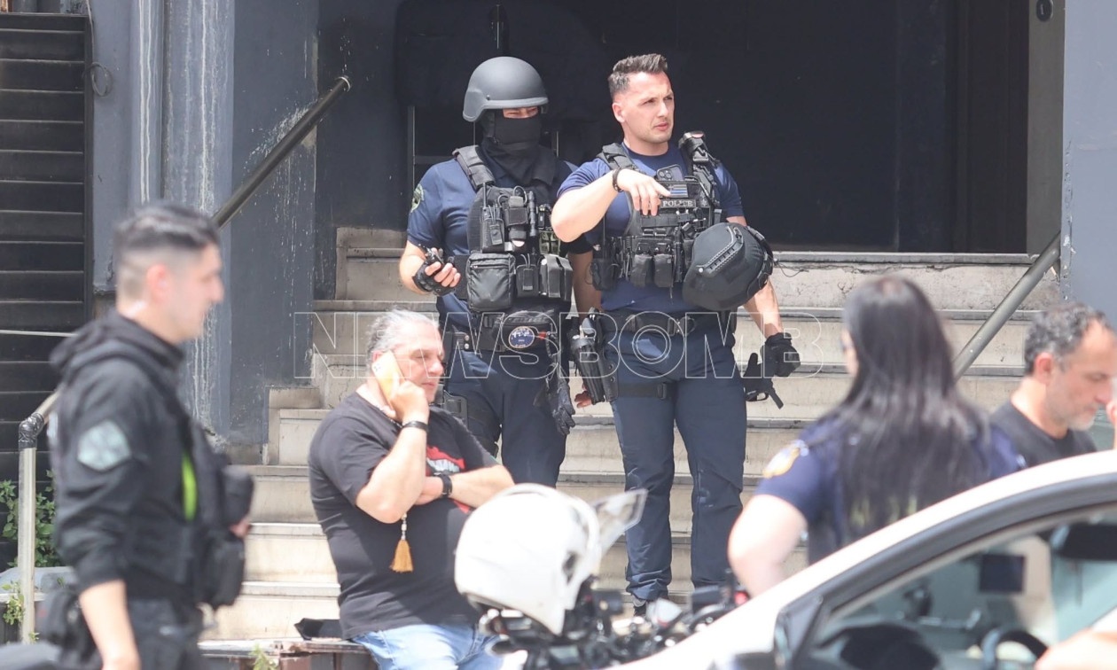 Τζιτζιφιές: Προφυλακίστηκε ο 58χρονος με το ούζι – «Ήμουν μεθυσμένος, δεν ήθελα να σκοτώσω»