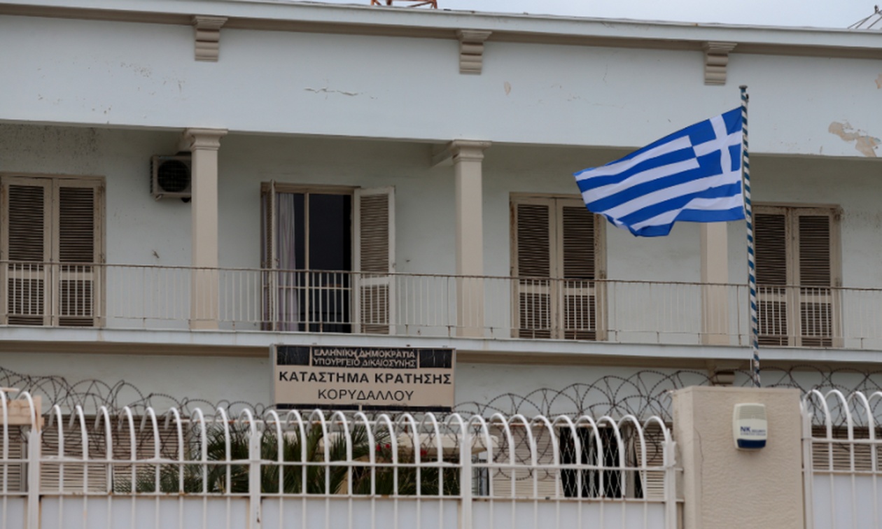 Κορυδαλλός: Σοβαρό περιστατικό βίας στις φυλακές – Ισοβίτης φέρεται να επιτίθεται σε κρατούμενους