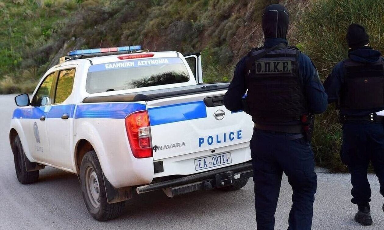 Χανιά: Χειροπέδες σε νεαρούς διακινητές – Είχαν στην κατοχή του ποσότητα κοκαΐνης και 4.000 ευρώ