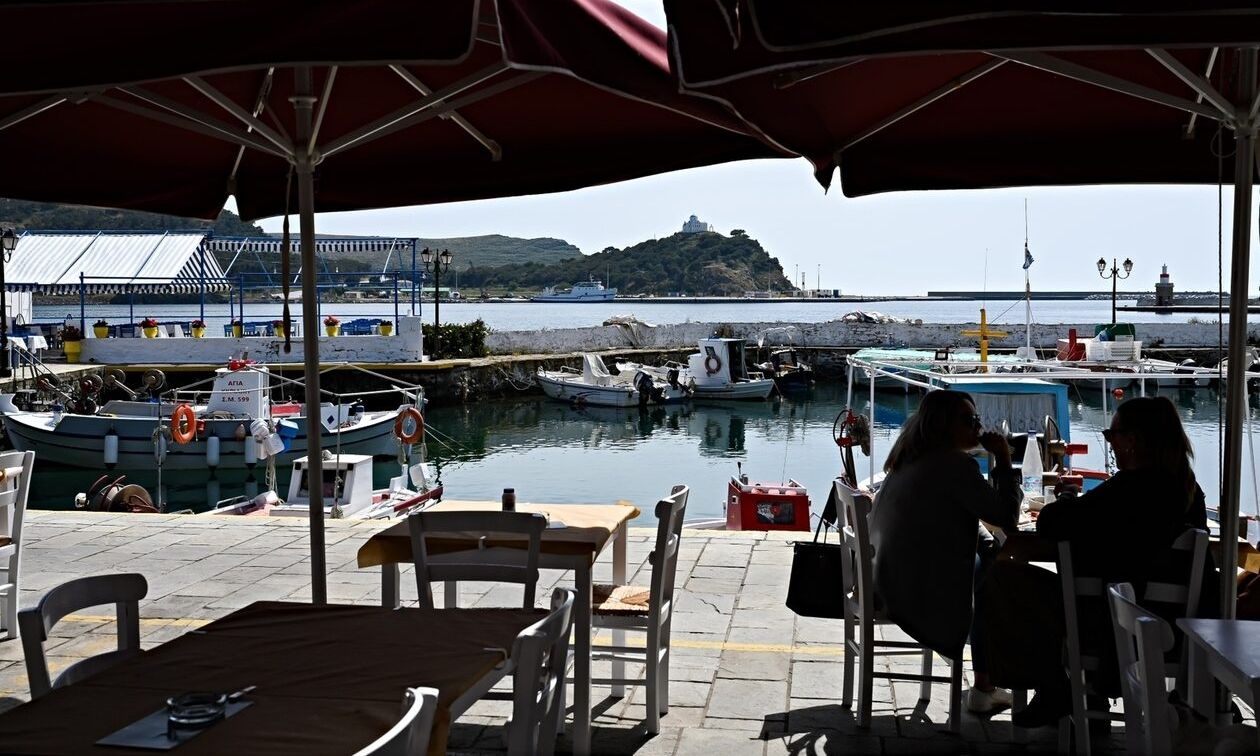 Σε 24ωρη πανελλαδική απεργία στις 24 Ιουνίου οι εργαζόμενοι στον τουρισμό