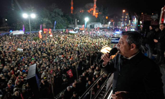 1737507-0ae99bfa-ozgur-ozel.jpg