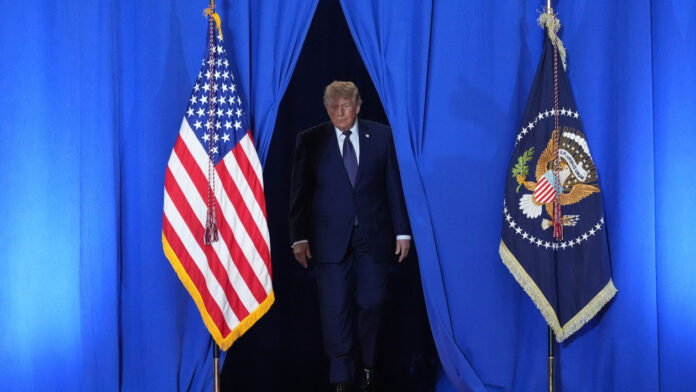 1737719-b4689021-trump-8.jpg
