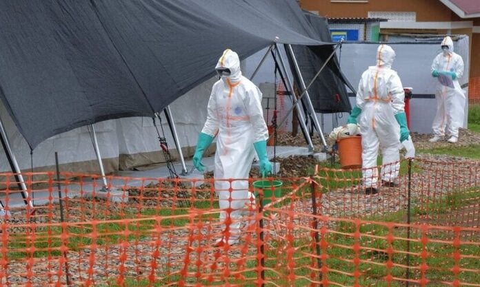 1737824-2e6cf84b-ugada-ebola.jpg