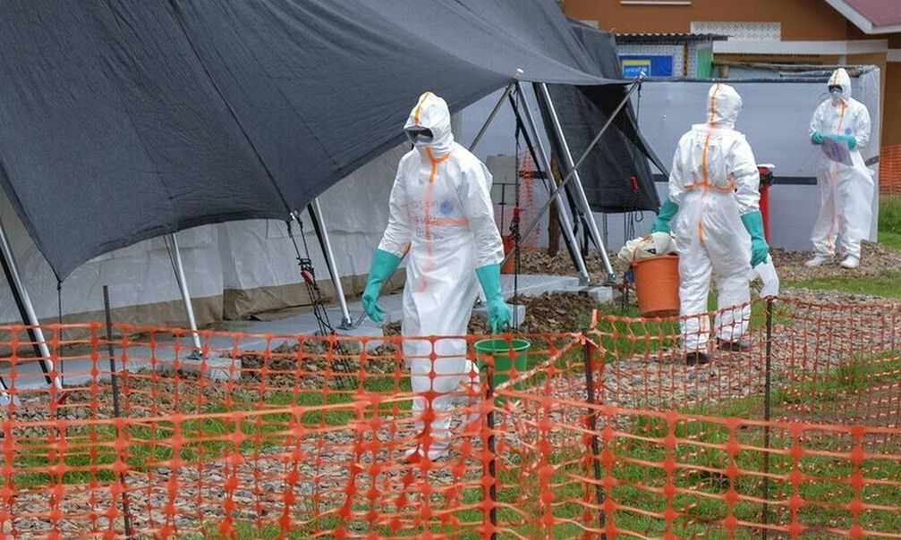 Η Αφρική αντιμέτωπη με τον εφιάλτη του Έμπολα – Δέκα χώρες σε άμεσο κίνδυνο
