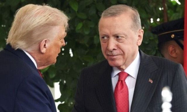 Αλαλούμ με… εγκωμιαστικά σχόλια μεταξύ Τραμπ-Ερντογάν – Διαγράφτηκαν οι αναρτήσεις τους!