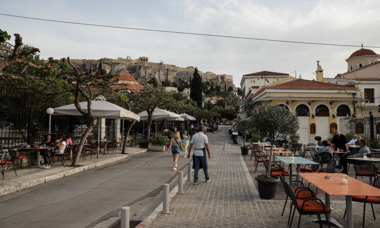 Στο ΣτΕ η απόφαση για την λειτουργία των Airbnb στην περιοχή της Πλάκας
