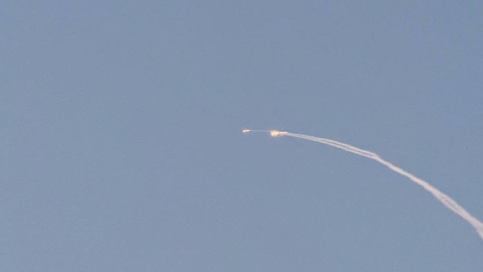 Κόλαση πυρός στον Περσικό: Ιρανικές επιθέσεις σε Κουβέιτ και Μπαχρέιν – Χτύπησαν ραντάρ οι ΗΠΑ