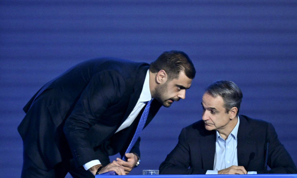 Η δύσκολη εξίσωση του ανασχηματισμού της Πέμπτης και οι καραμπόλες