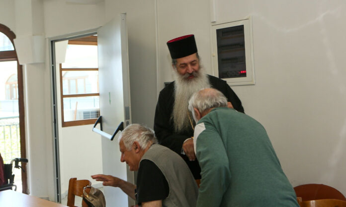 1741164-5a636d9f-mitropolitis-symeon.jpg