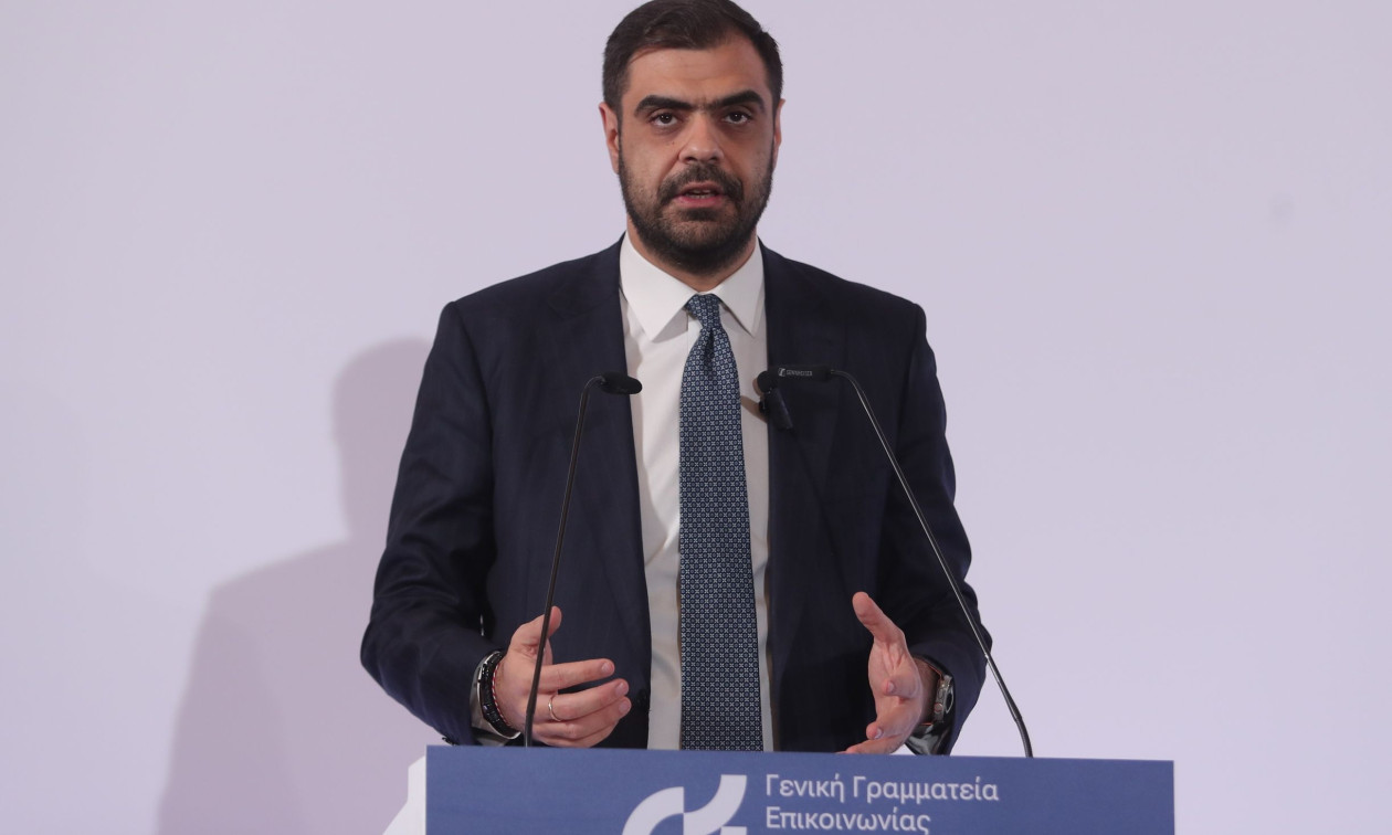 Η ενημέρωση των πολιτικών συντακτών από τον Παύλο Μαρινάκη – LIVE