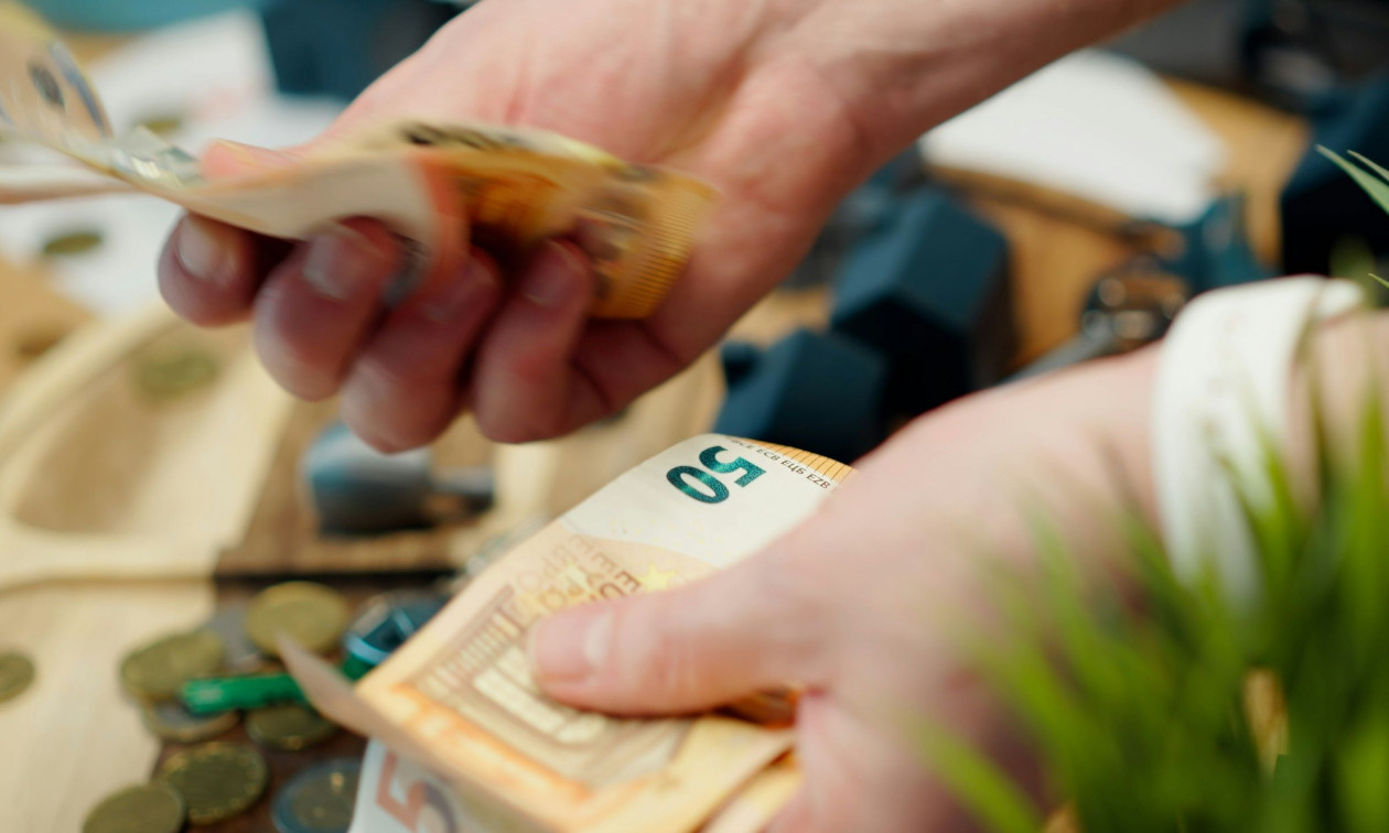 Ακατάσχετο στα 1.600 ευρώ: Πώς να αποφύγετε την παγίδα με το IBAN – Παραδείγματα