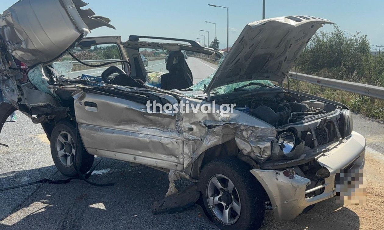 Θεσσαλονίκη: Μία τραυματίας διασωληνωμένη από σοβαρό τροχαίο στα Μάλγαρα – Εικόνες