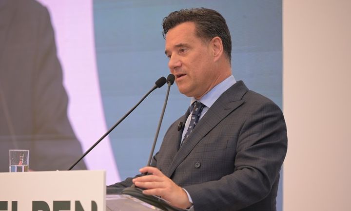 Γεωργιάδης: «Καταθέτω άμεσα τροπολογία για να απαγορεύονται τα πάντα από όσα ψεκασμένα καπνίζονται»