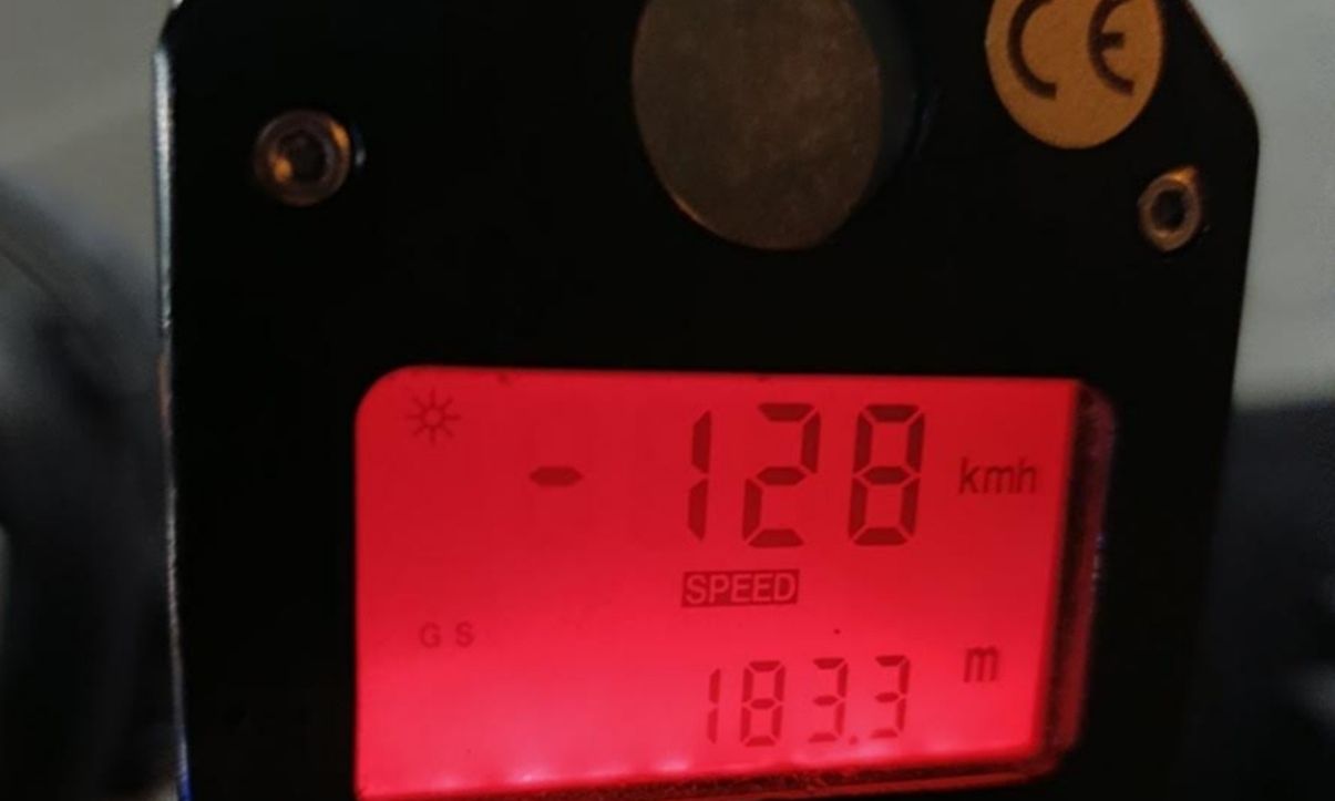 Θεσσαλονίκη: 26χρονος οδηγούσε μεθυσμένος, χωρίς δίπλωμα, χωρίς ασφάλεια και χωρίς πινακίδες