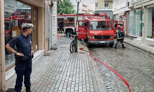 Φωτιά τώρα στο Λαογραφικό Μουσείο Κομοτηνής