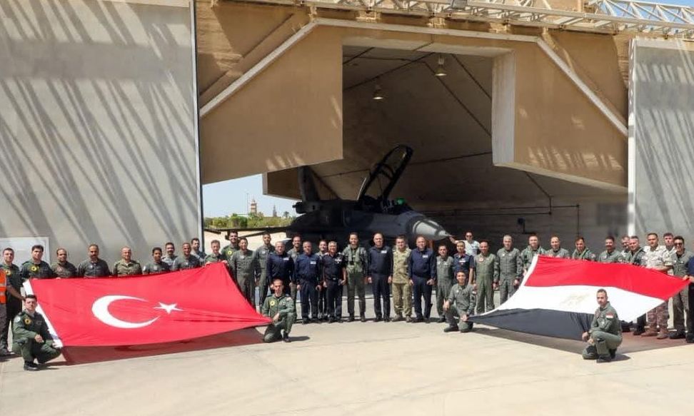 Προβληματισμός από κοινή άσκηση Τουρκίας – Αιγύπτου: Σε πόσα ταμπλό παίζει το Κάιρο;
