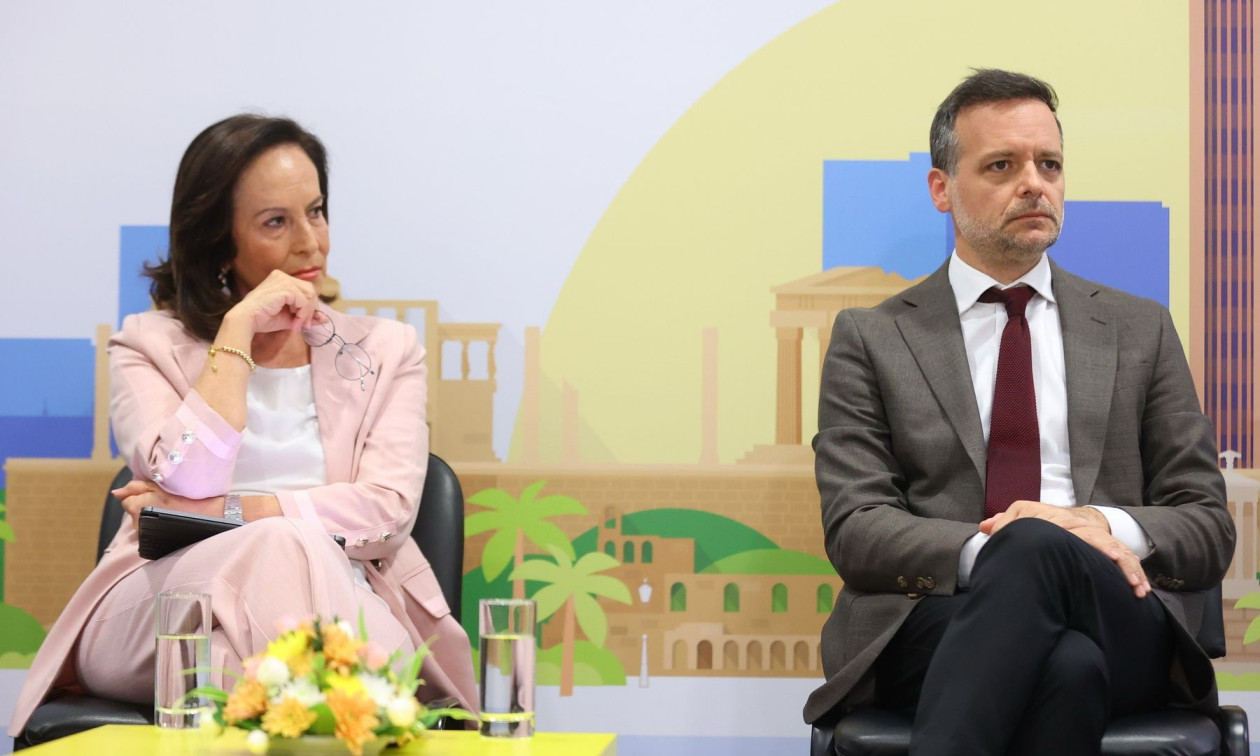 Νέο μέτωπο στο ΠΑΣΟΚ: Διαμαντοπούλου και Δούκας ανταλλάσσουν κατηγορίες για… «γελοιότητες»