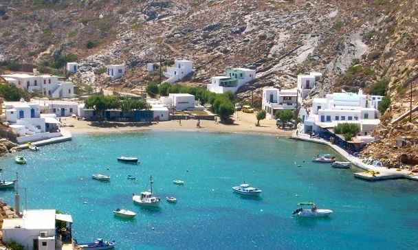 Σίφνος: Δωρεάν σπίτι και μηνιαίο επίδομα 300 ευρώ για όσους γιατρούς επιλέξουν να εργαστούν στο νησί