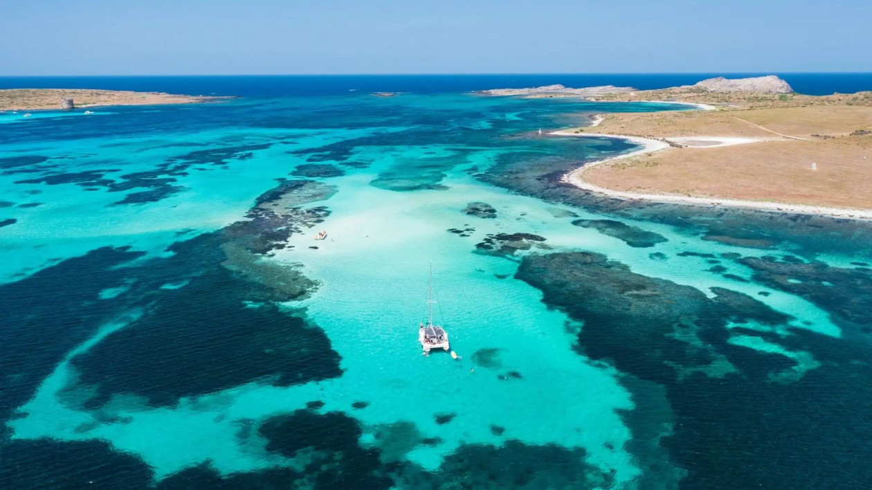 Asinara: Ήταν το Ιταλικό «Αλκατράζ» – Πώς από κολαστήριο μεταμορφώθηκε σε μεσογειακό παράδεισο
