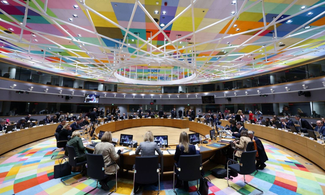 Αναβάλλεται η σύνοδος κορυφής ΕΕ-Μεγάλης Βρετανίας
