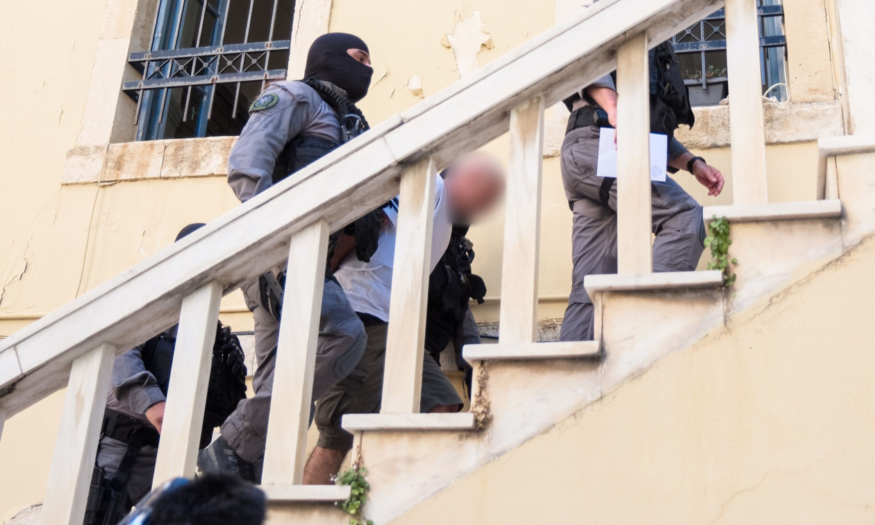 «Βρωμιάρη, δολοφόνε – Χειρότερο τέρας η γυναίκα του» – Αύριο η κηδεία της Σταυρούλας Λεβεντάκη