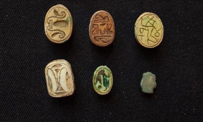 1744903-9d119498-archaeologists-uncovered-cache-ancient-treasure-131932259.jpg