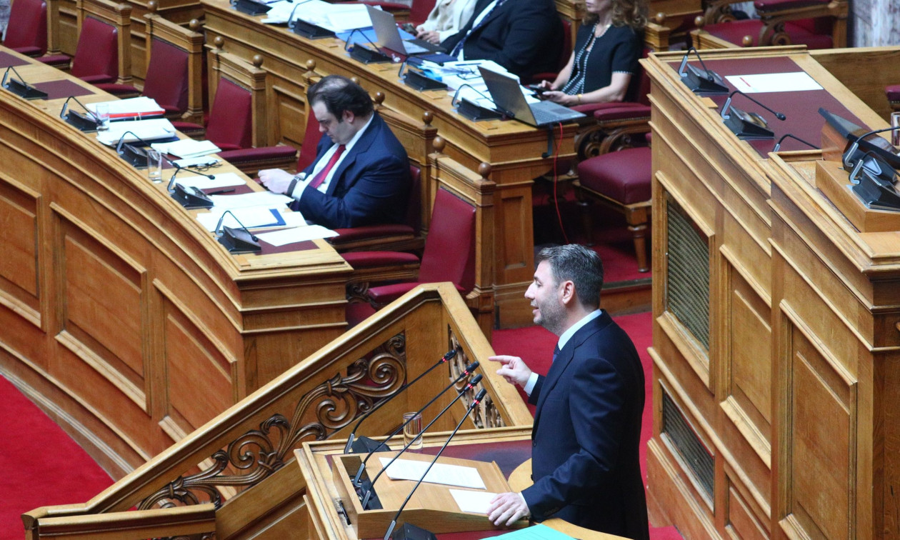 Κόντρα Πιερρακάκη – Ανδρουλάκη: «Είσαι έτοιμος να εισβάλλεις στο Νομισματοκοπείο»