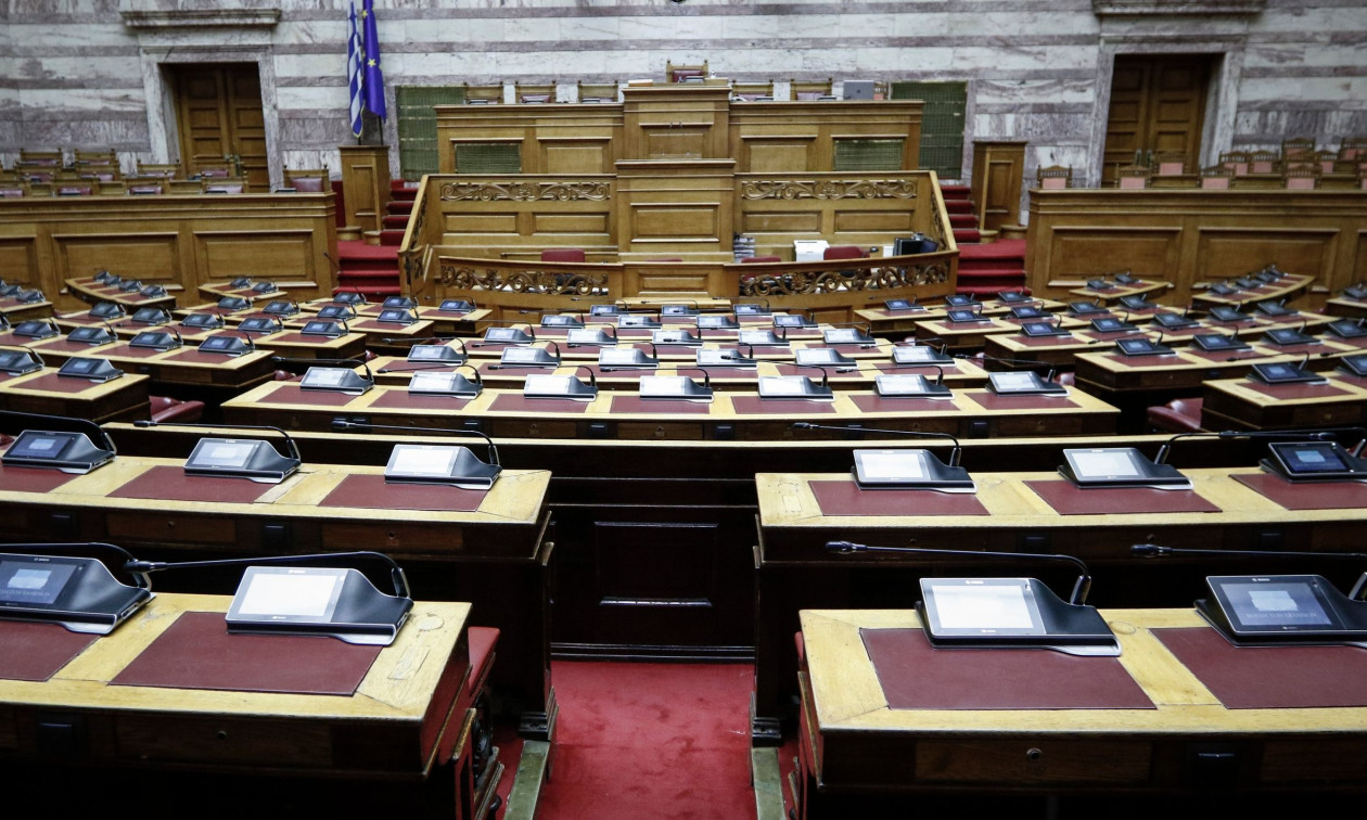 Βουλή: Ο Μπακέλας συγκέντρωσε τις περισσότερες ψήφους για τη θέση του εισαγγελέα του Αρείου Πάγου