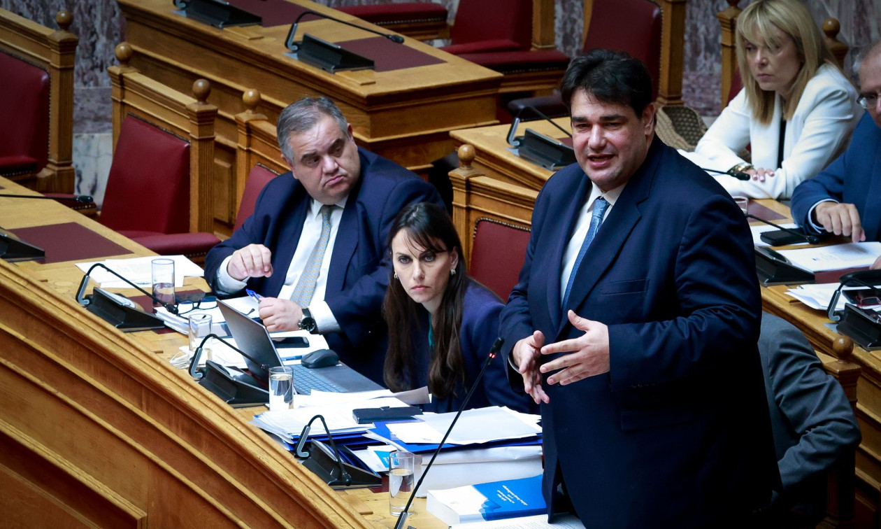 Ψηφίστηκε ο νέος Κώδικας Τοπικής Αυτοδιοίκησης – Απευθείας στους δήμους τα δημοτικά τέλη