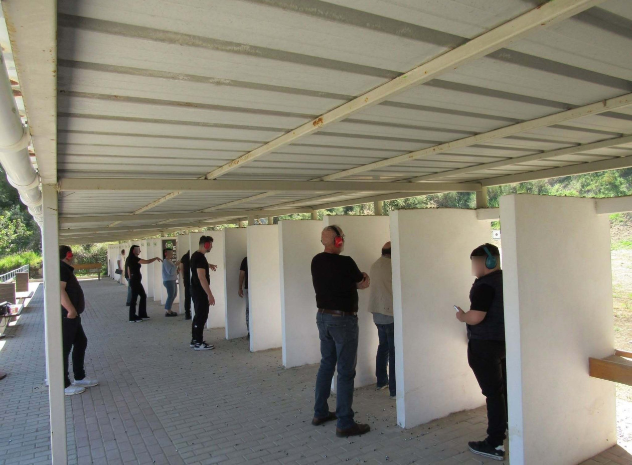 Σκοπευτήριο Μαλεβιζίου: «Μου είπε πήγαινε πιο πίσω, με αγχώνεις – Κι αυτοπυροβολήθηκε»