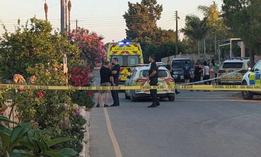 Νεκρά παιδιά σε ΙΧ στην Κύπρο: Συνελήφθη ο πατέρας και η μητριά τους