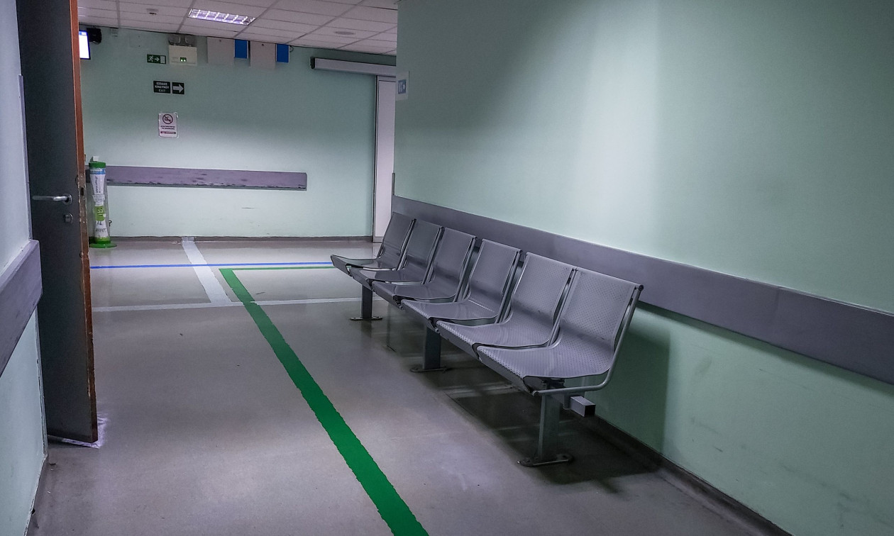 Λευκάδα: Στο ΚΑΤ μεταφέρεται η 50χρονη που χτυπήθηκε από βράχο στο κεφάλι