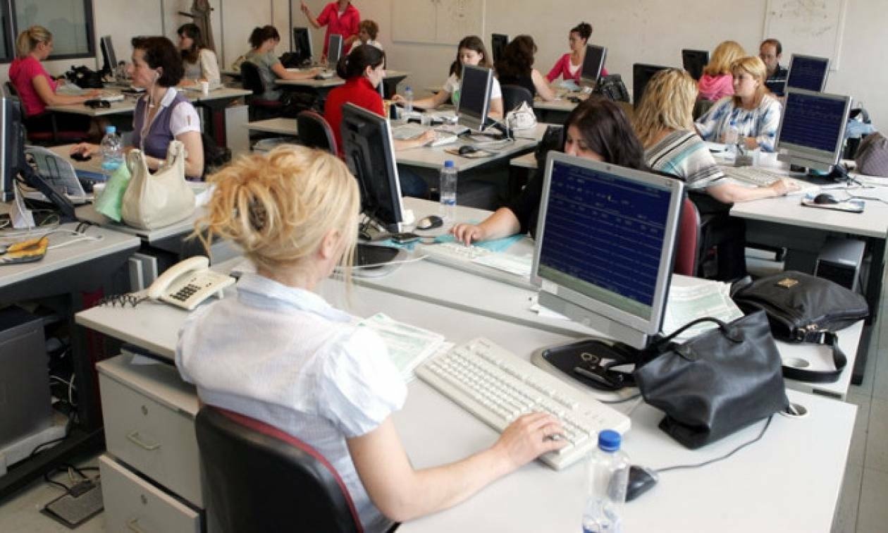 Αυτές είναι οι νέες συντάξεις των δημόσιων υπαλλήλων – Αναλυτικά παραδείγματα