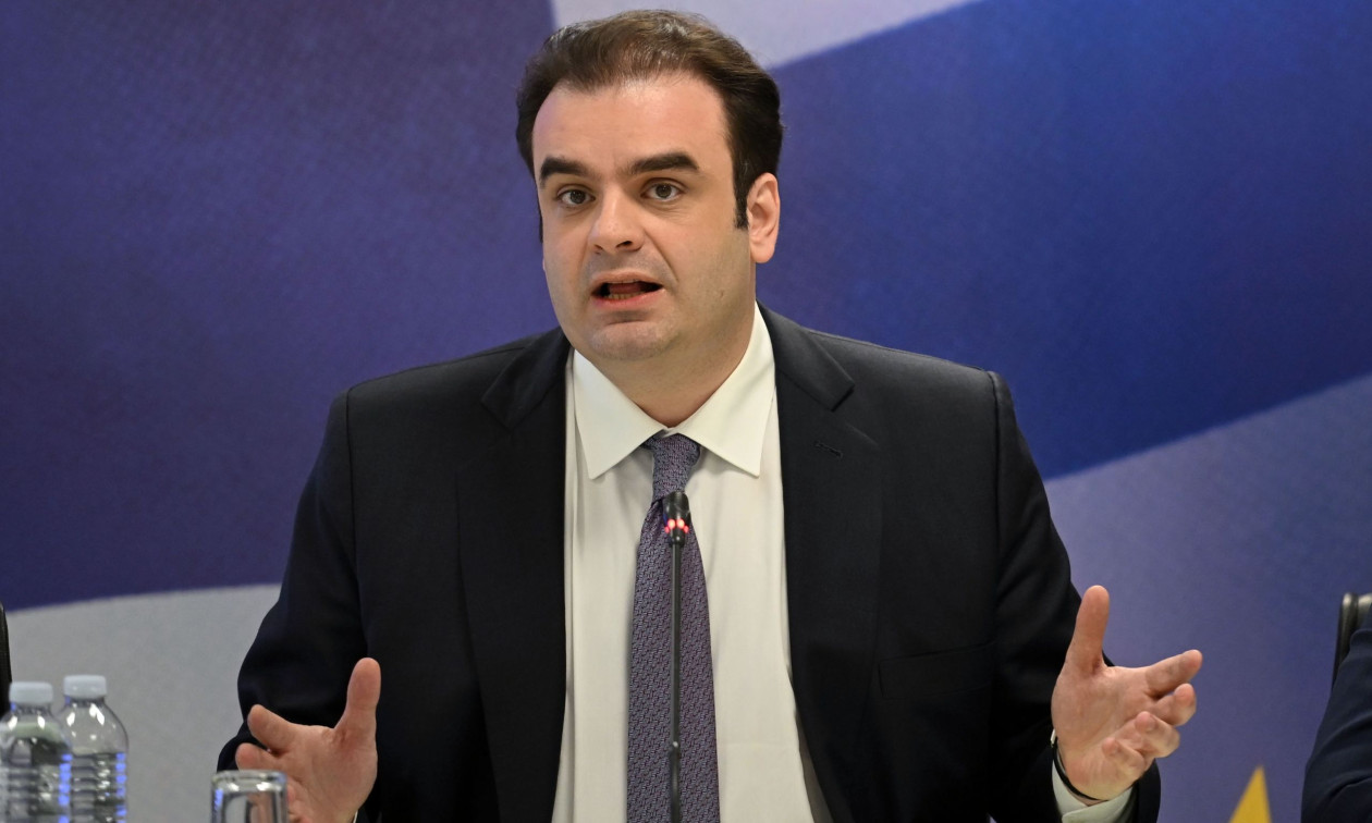 Πιερρακάκης: Η αντιπολίτευση πιστεύει ότι λεφτά υπάρχουν, εγώ ότι γεννιούνται