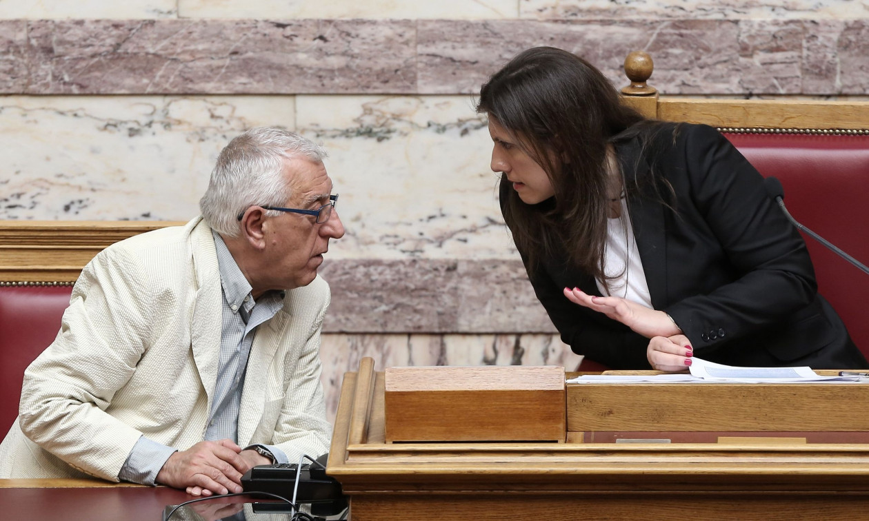 Αντίδραση Κακλαμάνη για την καταγγελία της Ζωής Κωνσταντοπούλου