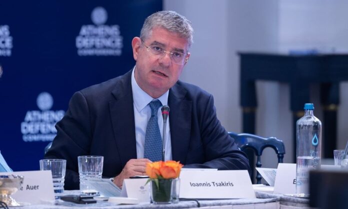 1746494-93dedeb5-tsakiris.jpg