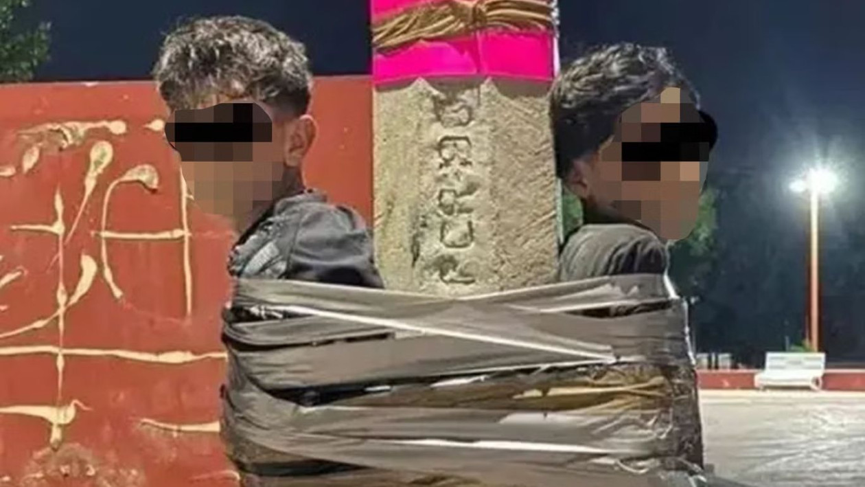 Ανθρωποκυνηγητό για τον «Μπατμαν του Μεξικό»: Δένει κλέφτες σε κολώνες