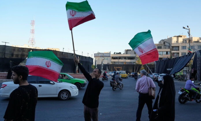 1746730-c93bcdf9-tehran-166-1.jpg