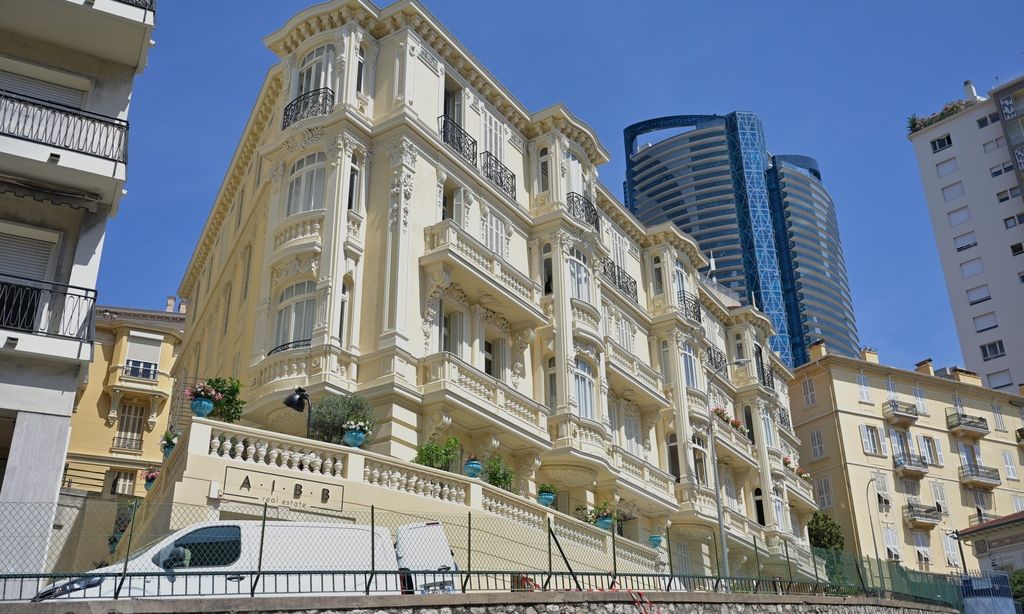 Le Figaro: Γυναίκα η ύποπτη για τη βόμβα στον Ουκρανό ολιγάρχη στο Μονακό