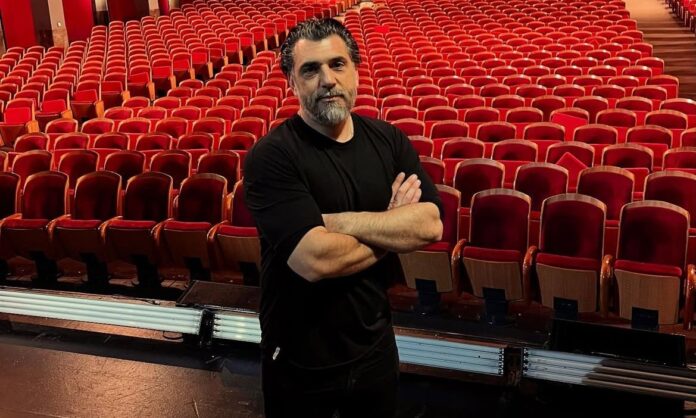 1747260-14596050-greece-2025-memories-part-1-greece-memory-theatre-greektheatre-giannisparios-hellenicoly.jpg