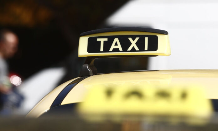 1747474-85ad27bc-taxi.jpg