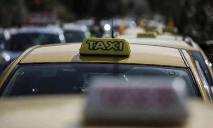 1747486-002d2575-taxi.jpg