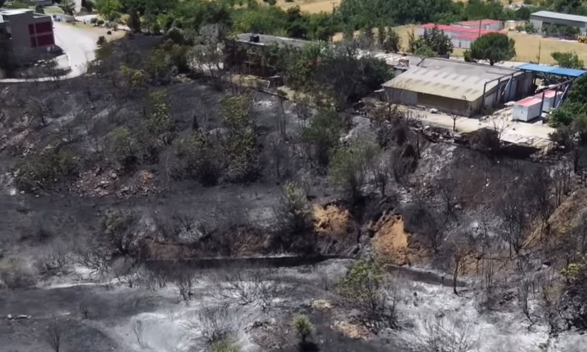 Θεσσαλονίκη: Συγκλονιστικό βίντεο – drone από τις καμένες εκτάσεις σε Ωραιόκαστρο και Φιλοθέη