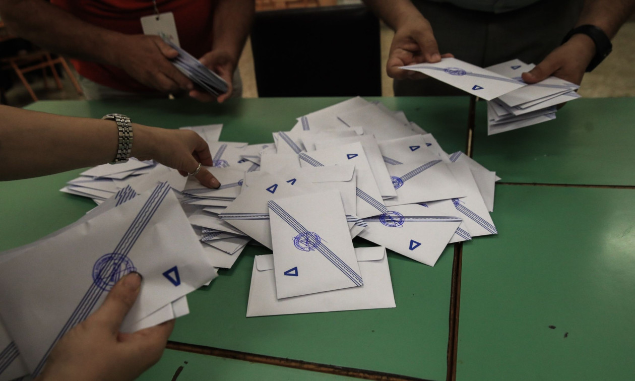 Δημοσκόπηση Prorata: Προβάδισμα 9,5 μονάδων για ΝΔ, δεύτερος ο Τσίπρας, μάχη ΠΑΣΟΚ – Καρυστιανού