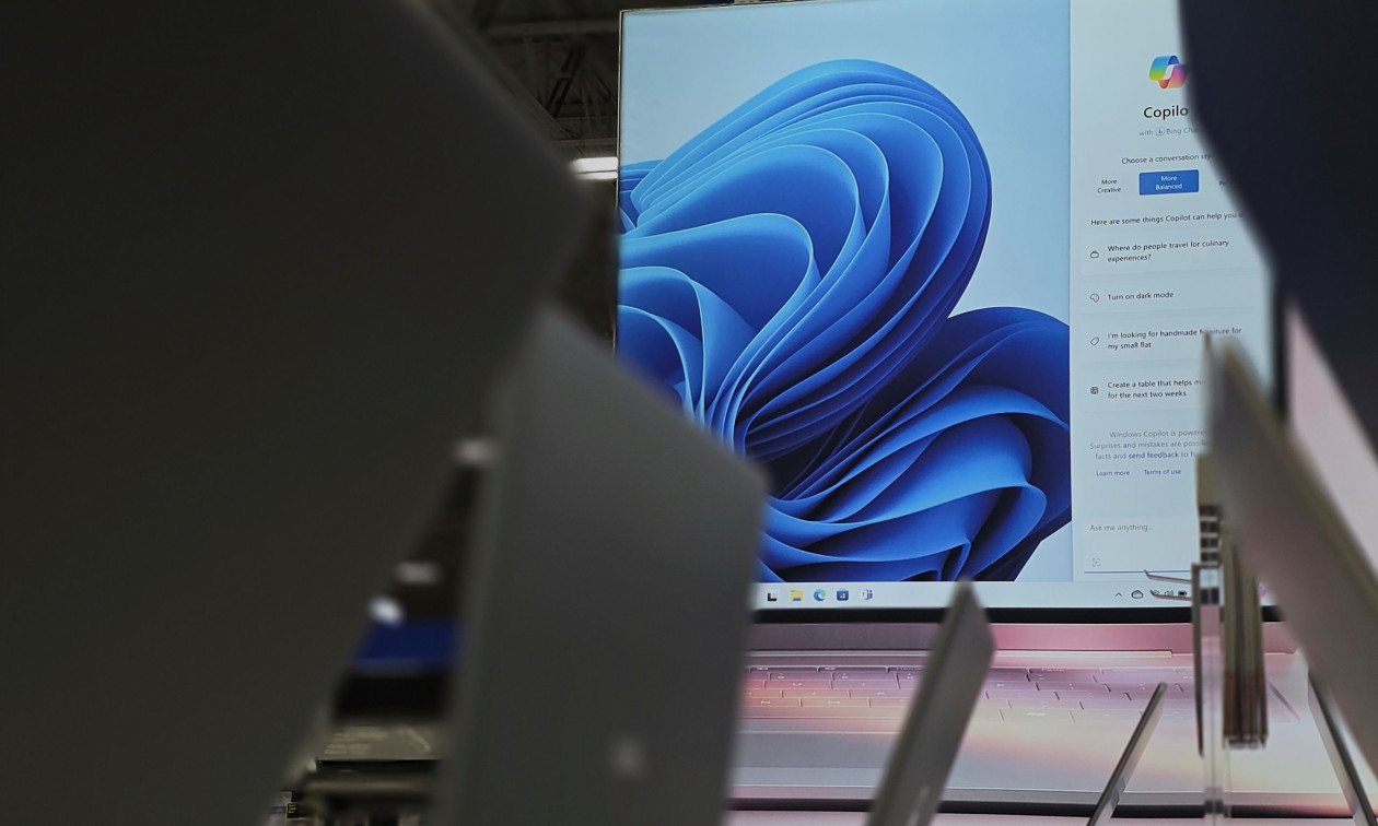 Η Microsoft απέλυσε το 2% του εργατικού δυναμικού της λόγω της τεχνητής νοημοσύνης