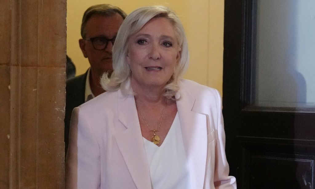 Aνοίγει ο δρόμος για την υποψηφιότητα Λεπέν, παρά την καταδίκη της – Ανακοινώνει απόψε τις αποφάσεις