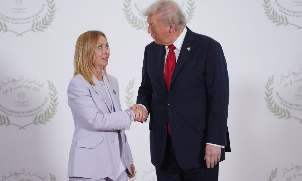 Νέα επίθεση Τραμπ σε Μελόνι και φιλοφορνήσεις στον Ερντογάν