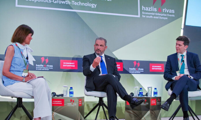 1748343-79dd726d-economist-ale3andros-e3arxoy.jpg